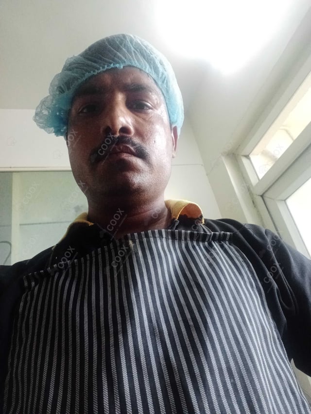 Chef from COOX at bookings. Professional cooks chefs at home