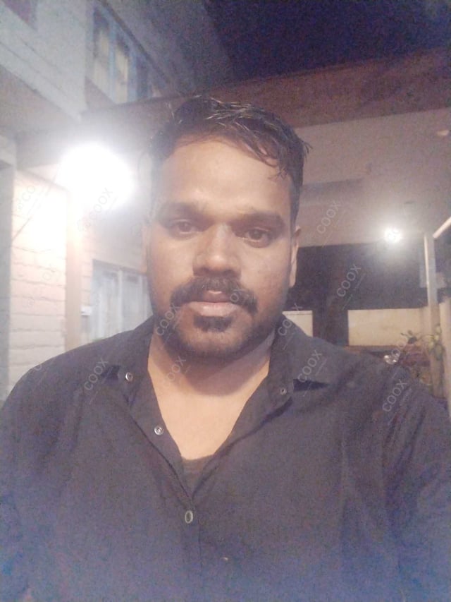 Chef from COOX at bookings. Professional cooks chefs at home