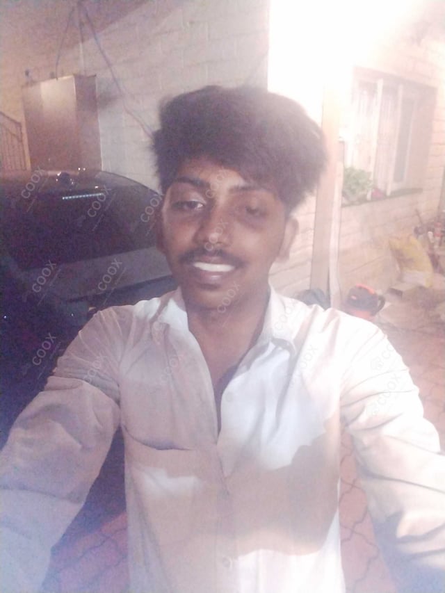 Chef from COOX at bookings. Professional cooks chefs at home