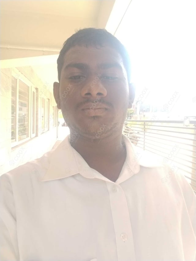 Chef from COOX at bookings. Professional cooks chefs at home