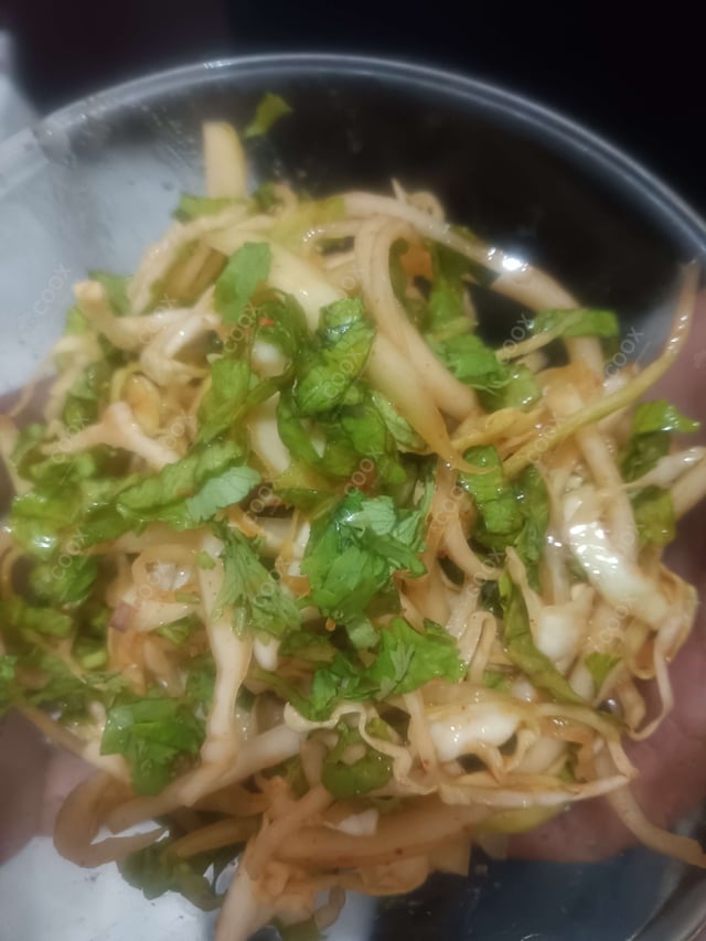 Delicious Papaya Salad prepared by COOX