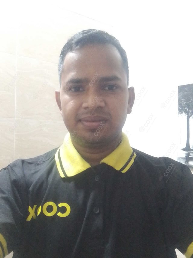 Chef from COOX at bookings. Professional cooks chefs at home