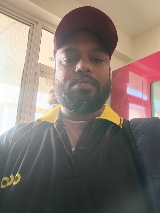 Chef from COOX at bookings. Professional cooks chefs at home