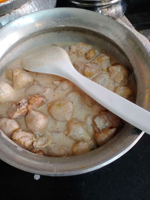 Delicious Dahi Bhalla prepared by COOX