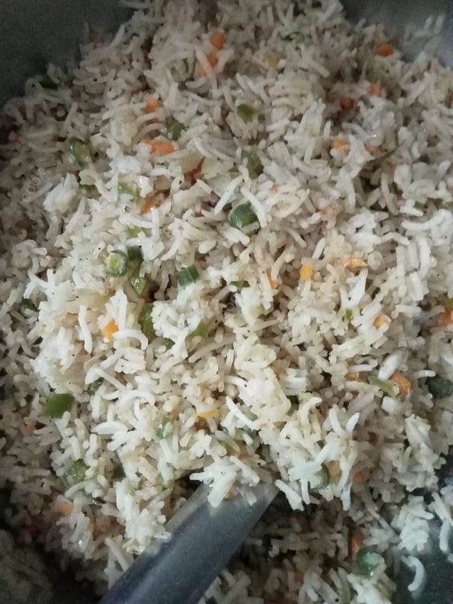 Delicious Veg Fried Rice prepared by COOX