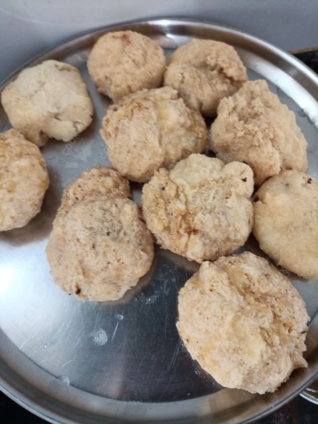 Delicious Dahi Bhalla prepared by COOX