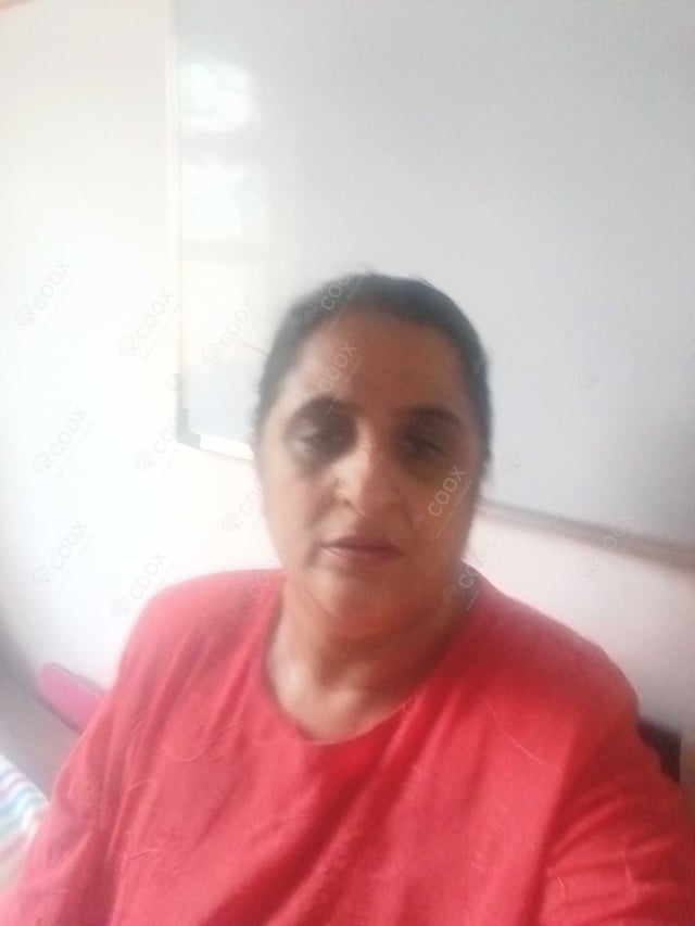 Chef from COOX at bookings. Professional cooks chefs at home