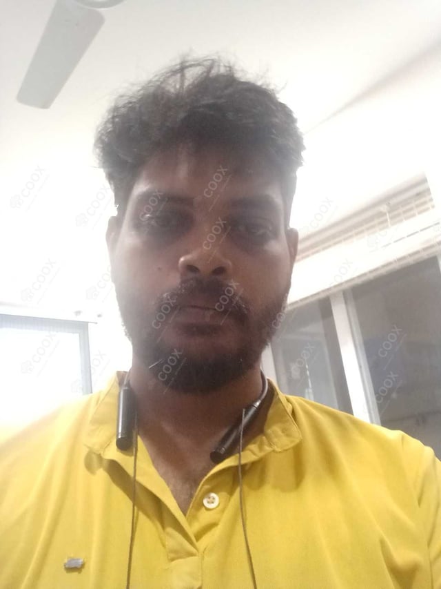 Chef from COOX at bookings. Professional cooks chefs at home