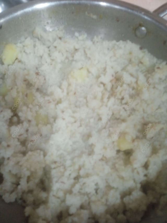 Delicious Samak Rice Ki Pooris prepared by COOX