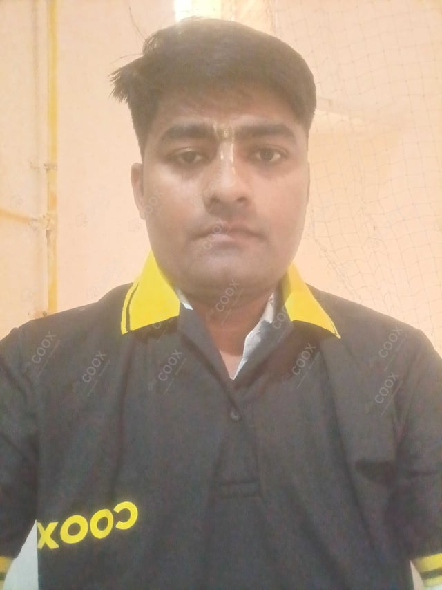 Chef from COOX at bookings. Professional cooks chefs at home