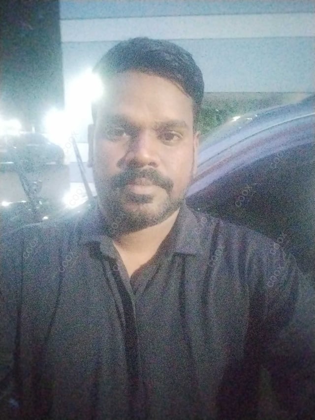 Chef from COOX at bookings. Professional cooks chefs at home