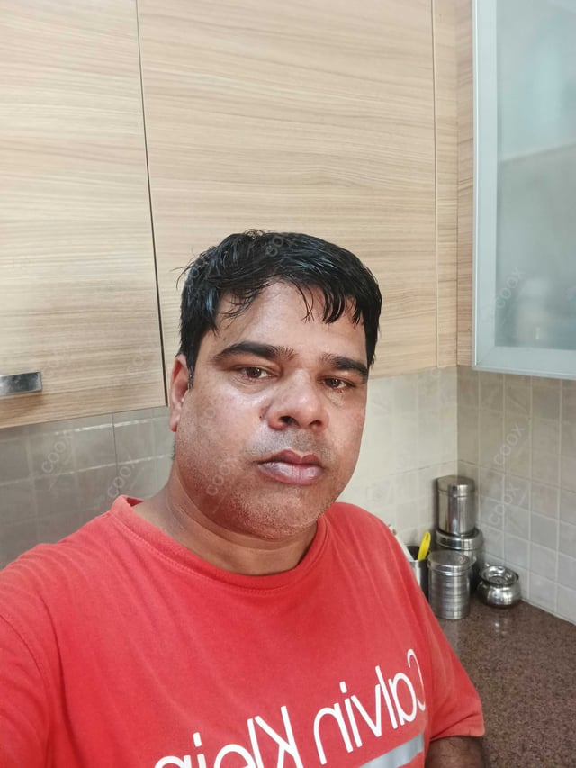 Chef from COOX at bookings. Professional cooks chefs at home