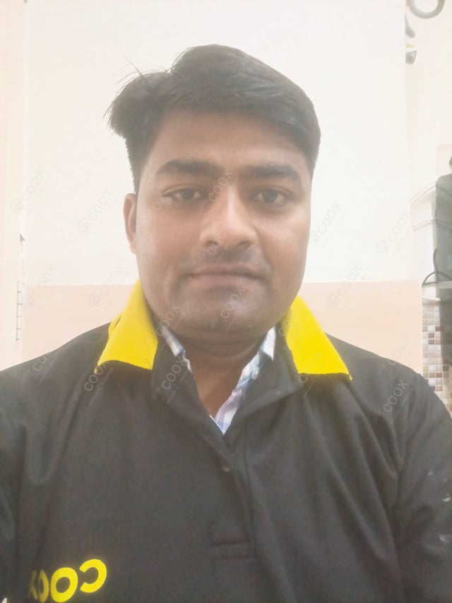 Chef from COOX at bookings. Professional cooks chefs at home