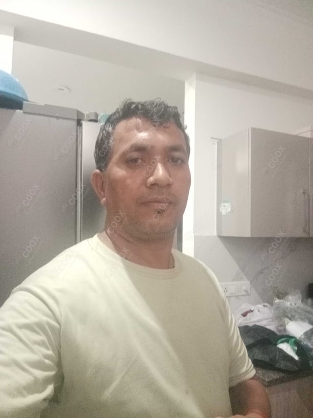 Chef from COOX at bookings. Professional cooks chefs at home