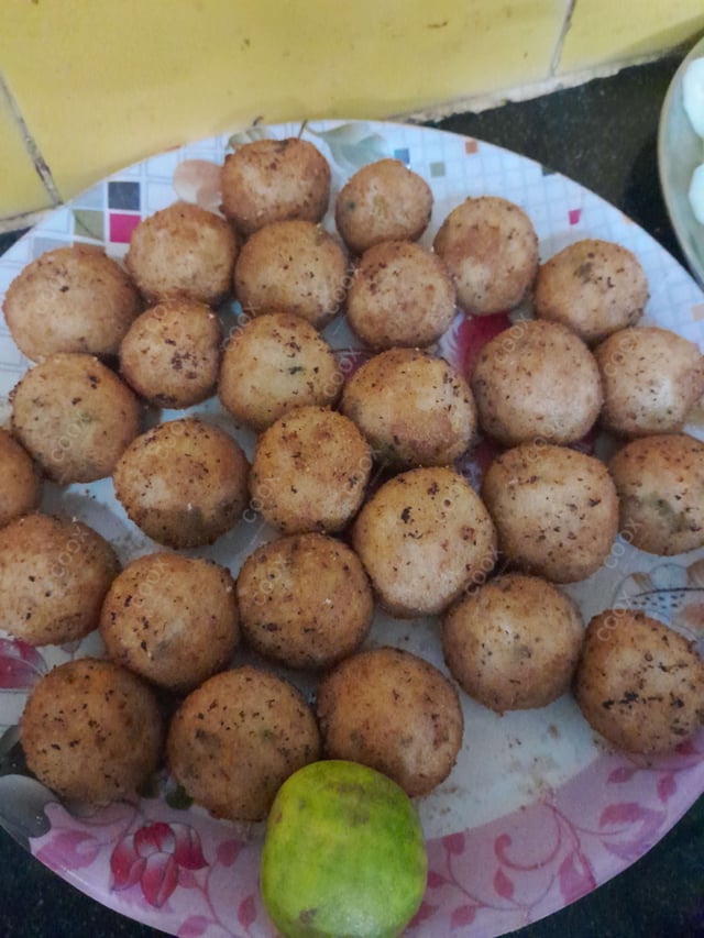 Delicious Mini Veg Burgers prepared by COOX