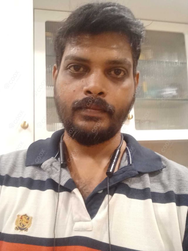 Chef from COOX at bookings. Professional cooks chefs at home