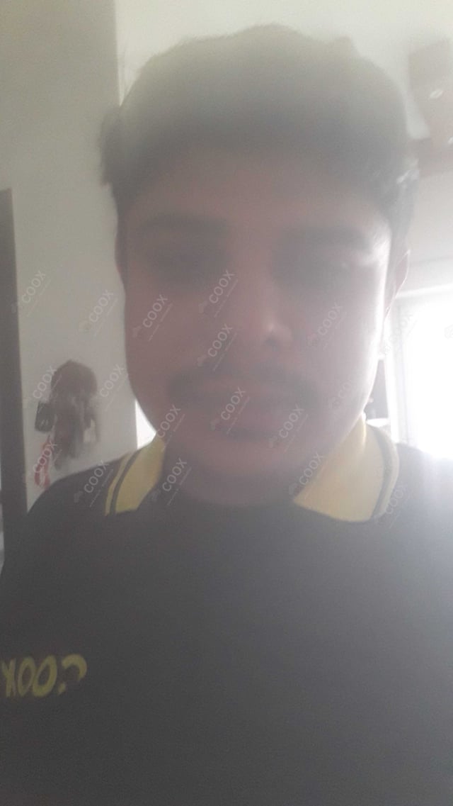 Chef from COOX at bookings. Professional cooks chefs at home