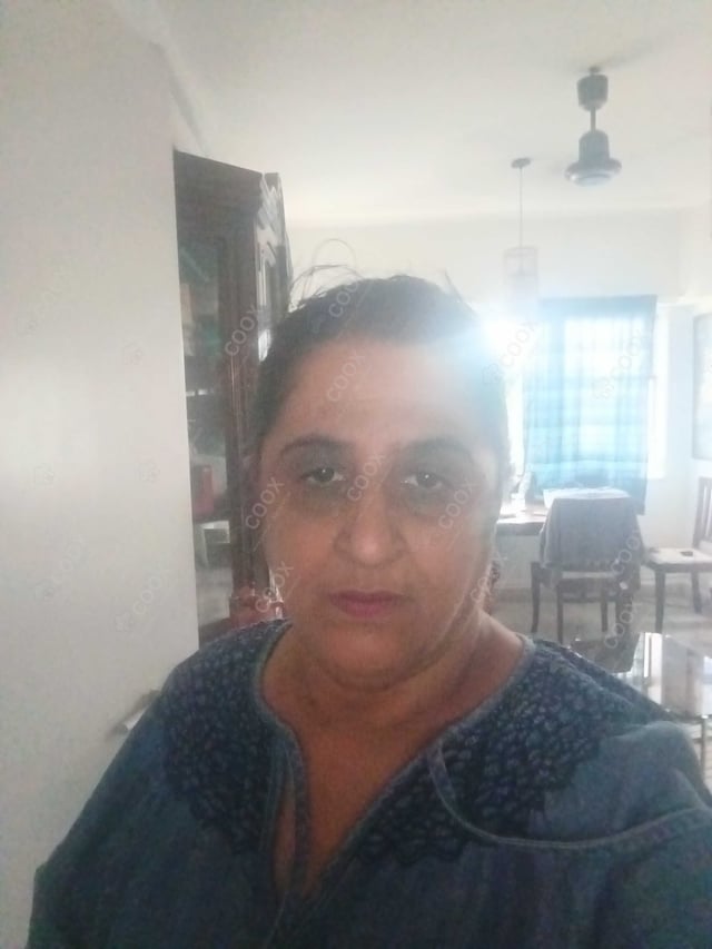 Chef from COOX at bookings. Professional cooks chefs at home