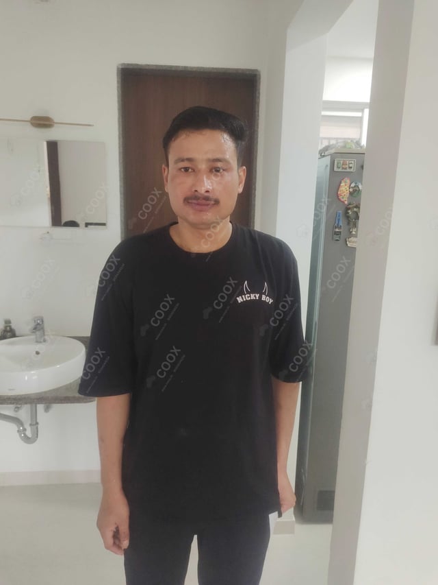 Chef from COOX at bookings. Professional cooks chefs at home