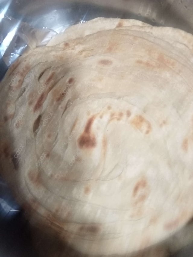 Delicious Naan (Butter / Garlic) prepared by COOX