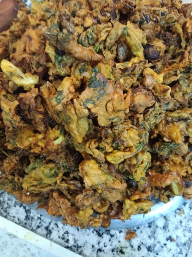 Delicious Mix Pakode prepared by COOX