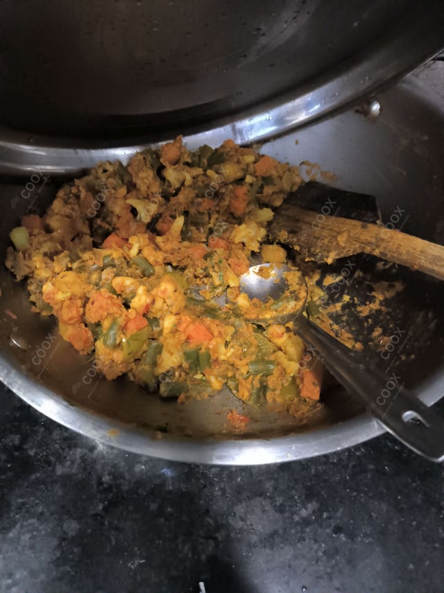 Delicious Mix Veg prepared by COOX