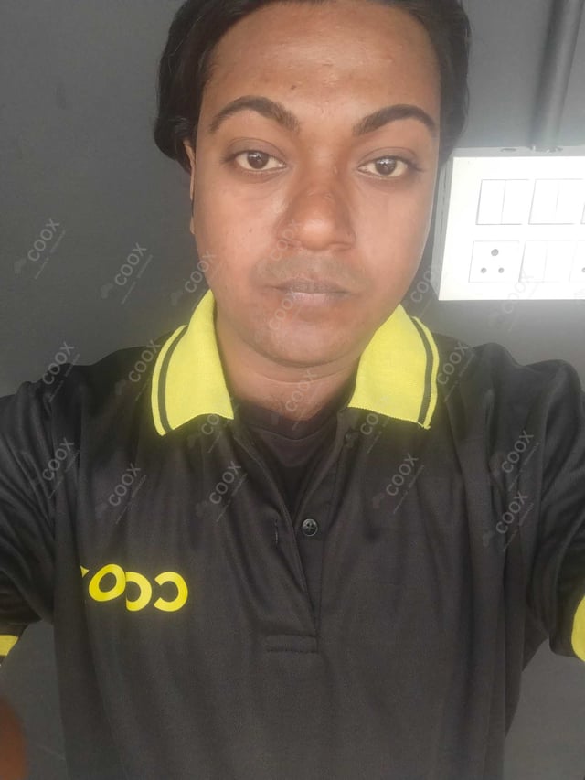 Chef from COOX at bookings. Professional cooks chefs at home