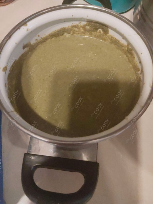 Delicious Green Chutney prepared by COOX