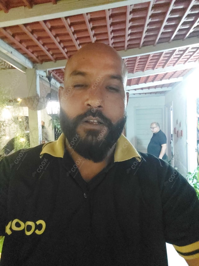 Chef from COOX at bookings. Professional cooks chefs at home