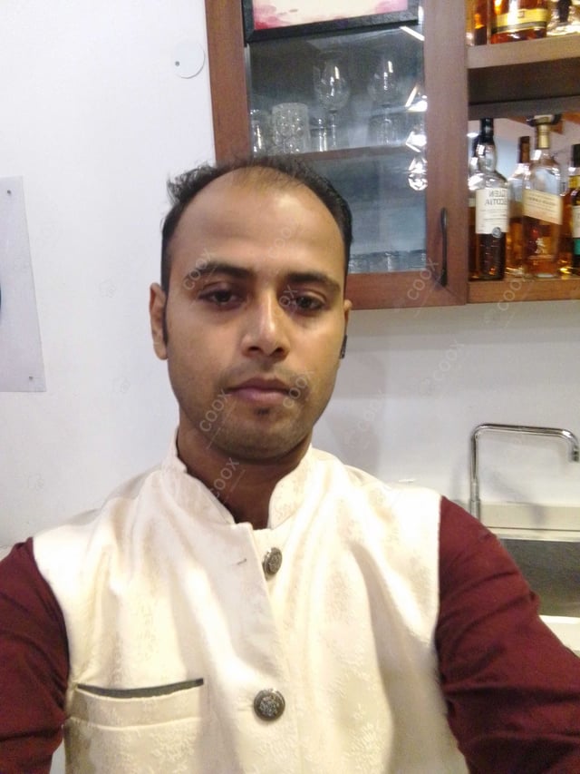 Chef from COOX at bookings. Professional cooks chefs at home