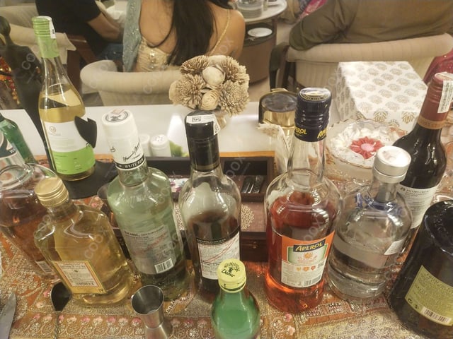 Delicious Regular Soft Drinks, Hard Drinks, Beers, Juices, W prepared by COOX