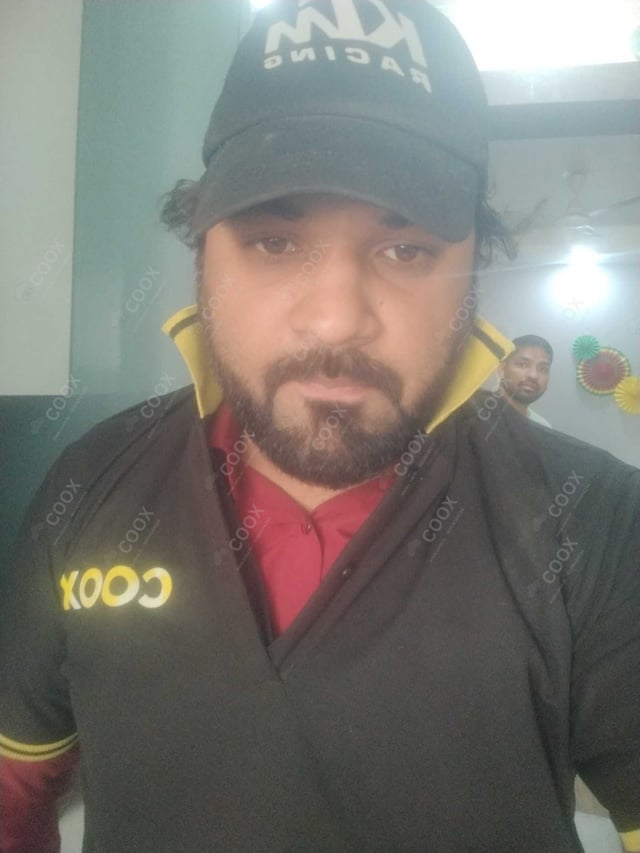 Chef from COOX at bookings. Professional cooks chefs at home