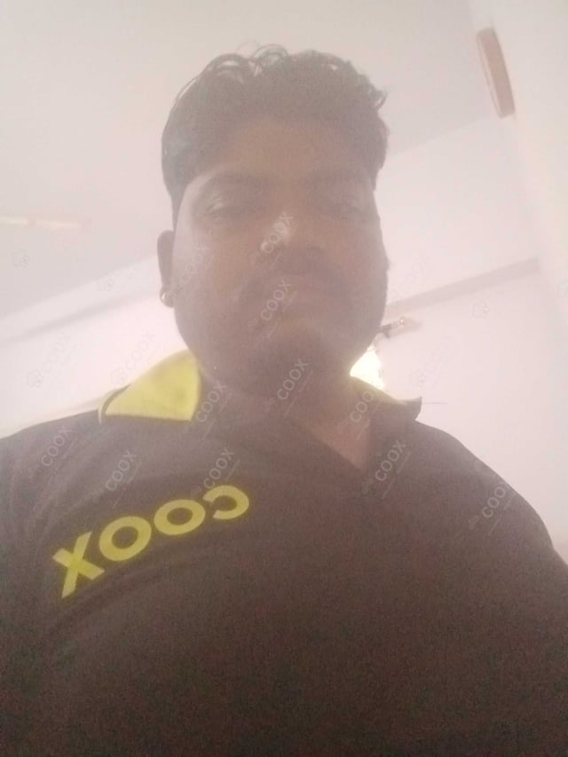 Chef from COOX at bookings. Professional cooks chefs at home