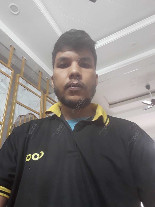 Chef from COOX at bookings. Professional cooks chefs at home