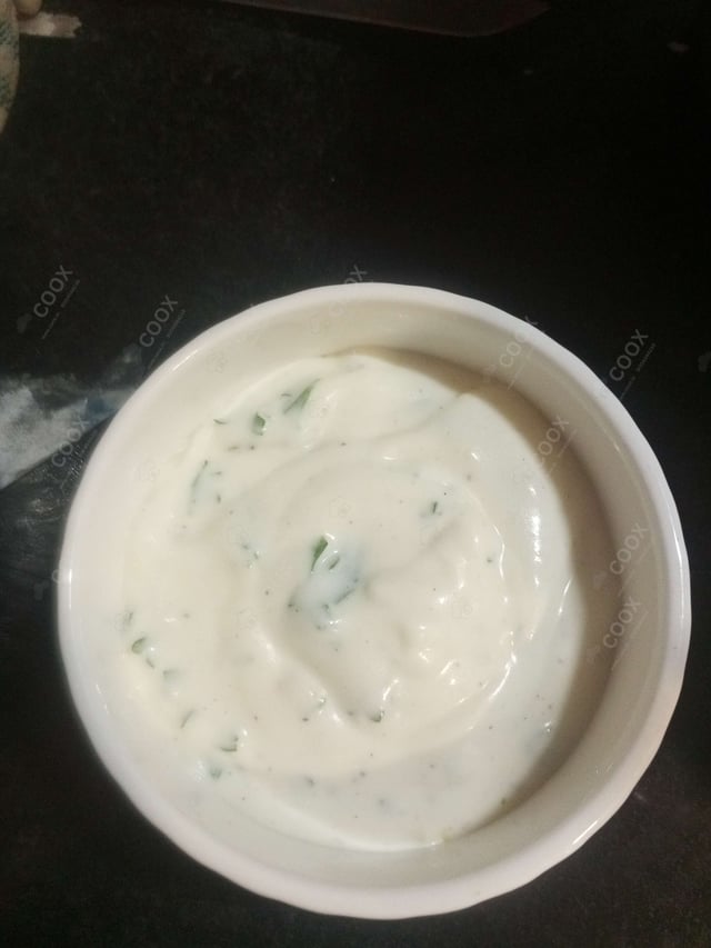 Delicious Yogurt Parsley Dip prepared by COOX