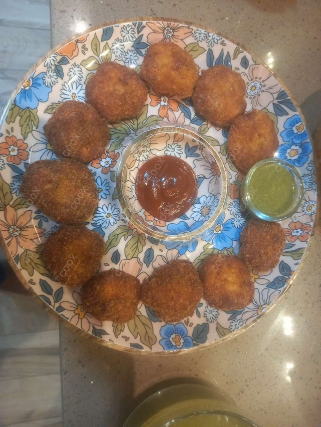 Tasty Chicken Cutlets cooked by COOX chefs cooks during occasions parties events at home