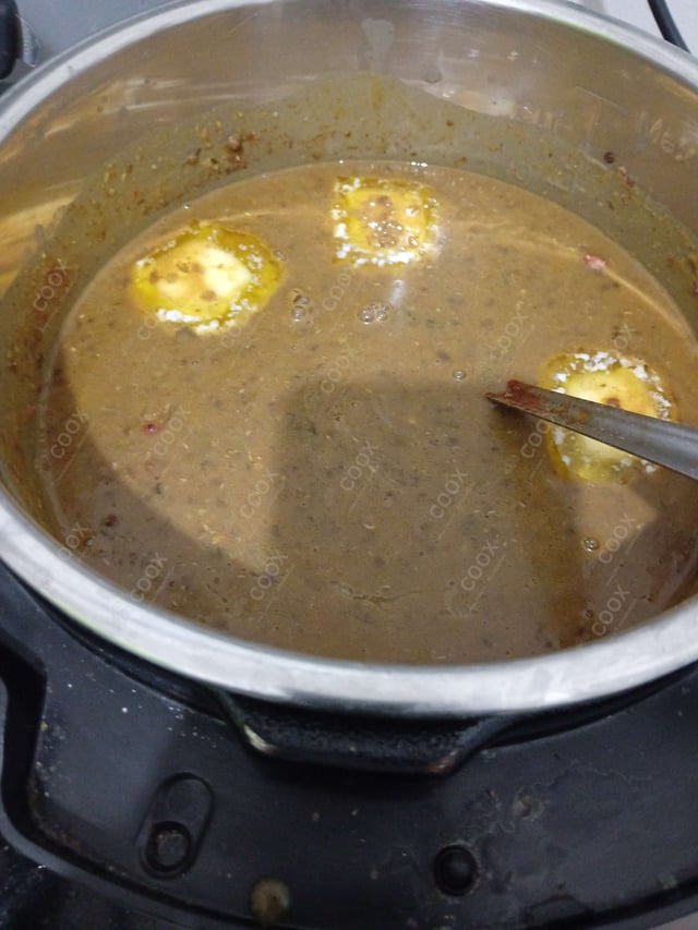 Delicious Dal Makhani prepared by COOX