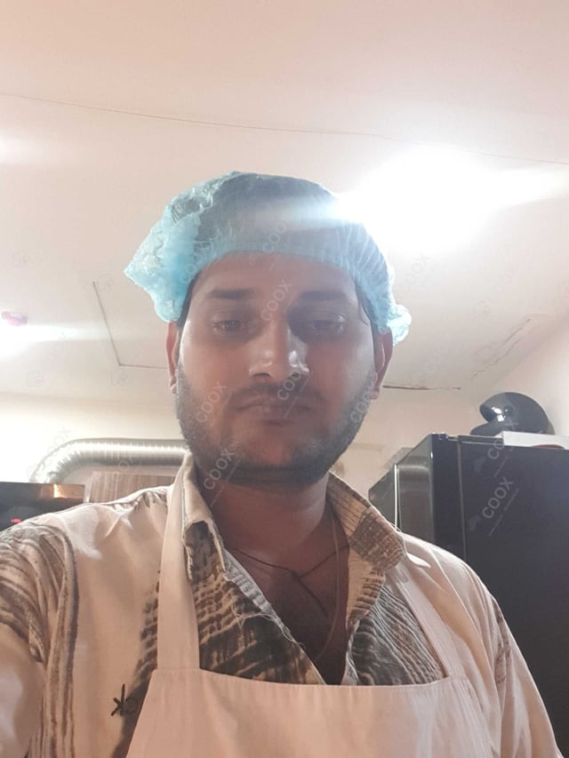 Chef from COOX at bookings. Professional cooks chefs at home