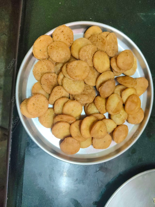 Tasty Mathri cooked by COOX chefs cooks during occasions parties events at home