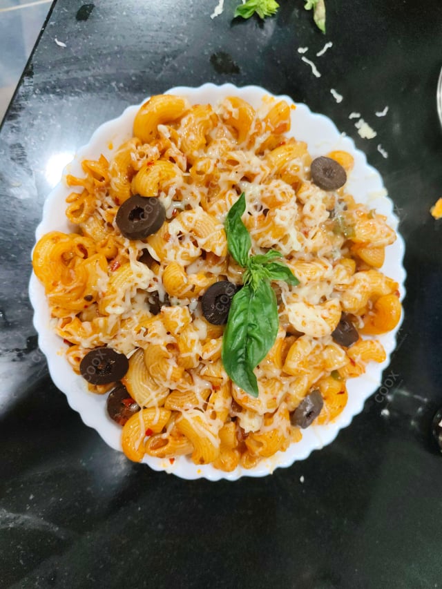 Delicious Macaroni prepared by COOX