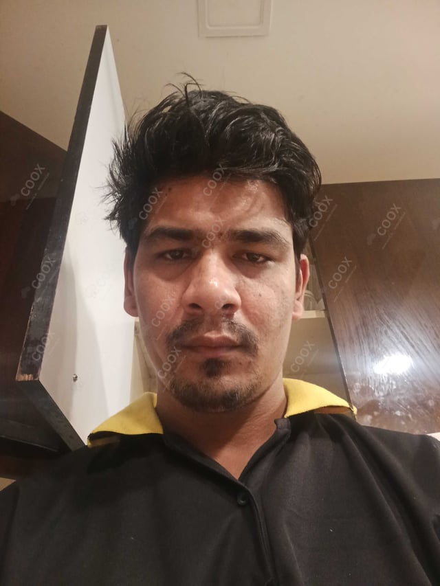 Chef from COOX at bookings. Professional cooks chefs at home