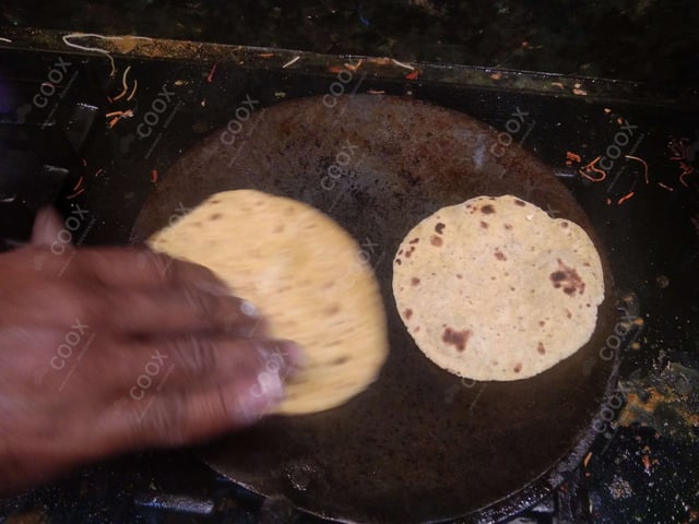 Delicious Missi Roti prepared by COOX