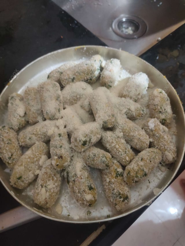 Delicious Veg Cutlets prepared by COOX