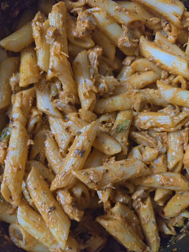 Tasty Chicken Pasta in Mix Sauce cooked by COOX chefs cooks during occasions parties events at home