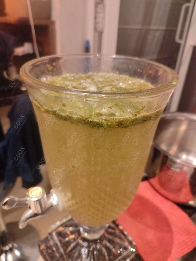 Delicious Virgin Mojito prepared by COOX