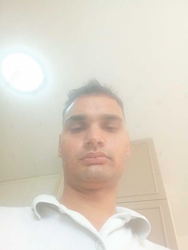 Chef from COOX at bookings. Professional cooks chefs at home