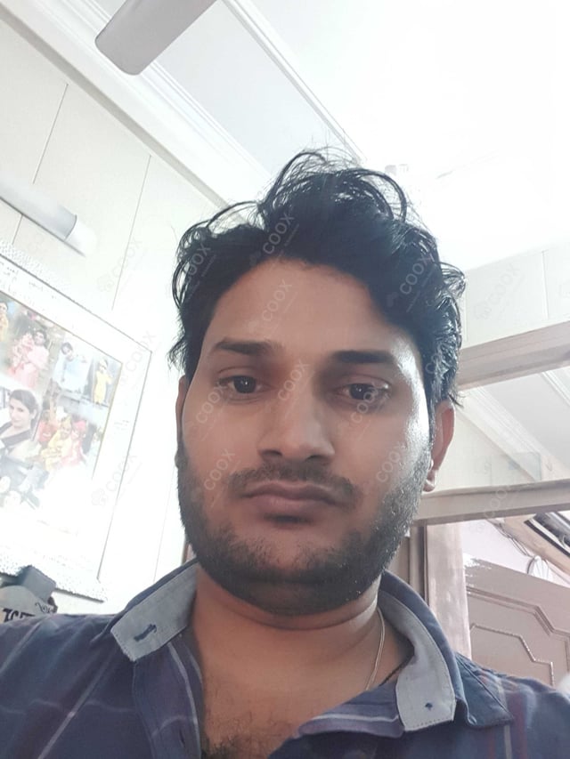 Chef from COOX at bookings. Professional cooks chefs at home