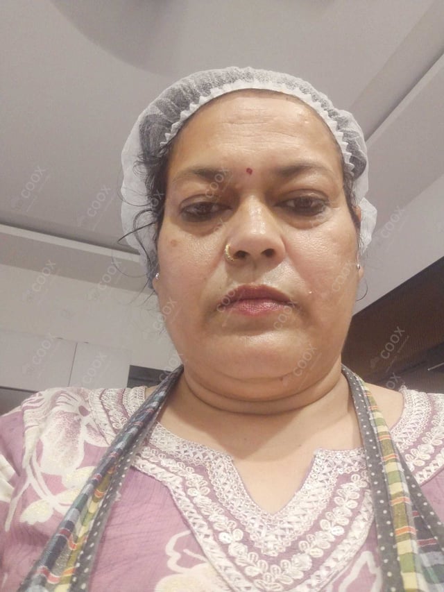 Chef from COOX at bookings. Professional cooks chefs at home