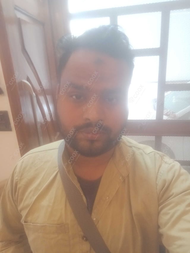 Chef from COOX at bookings. Professional cooks chefs at home