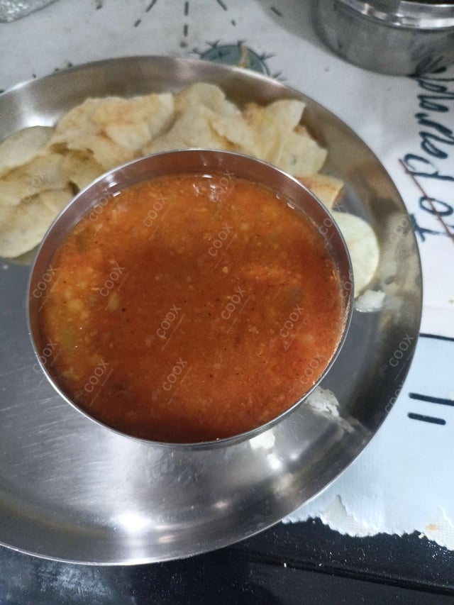 Delicious Idli Sambhar prepared by COOX